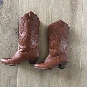 Womens Vintage Cowboy Boots - Carmel - Size 7.5